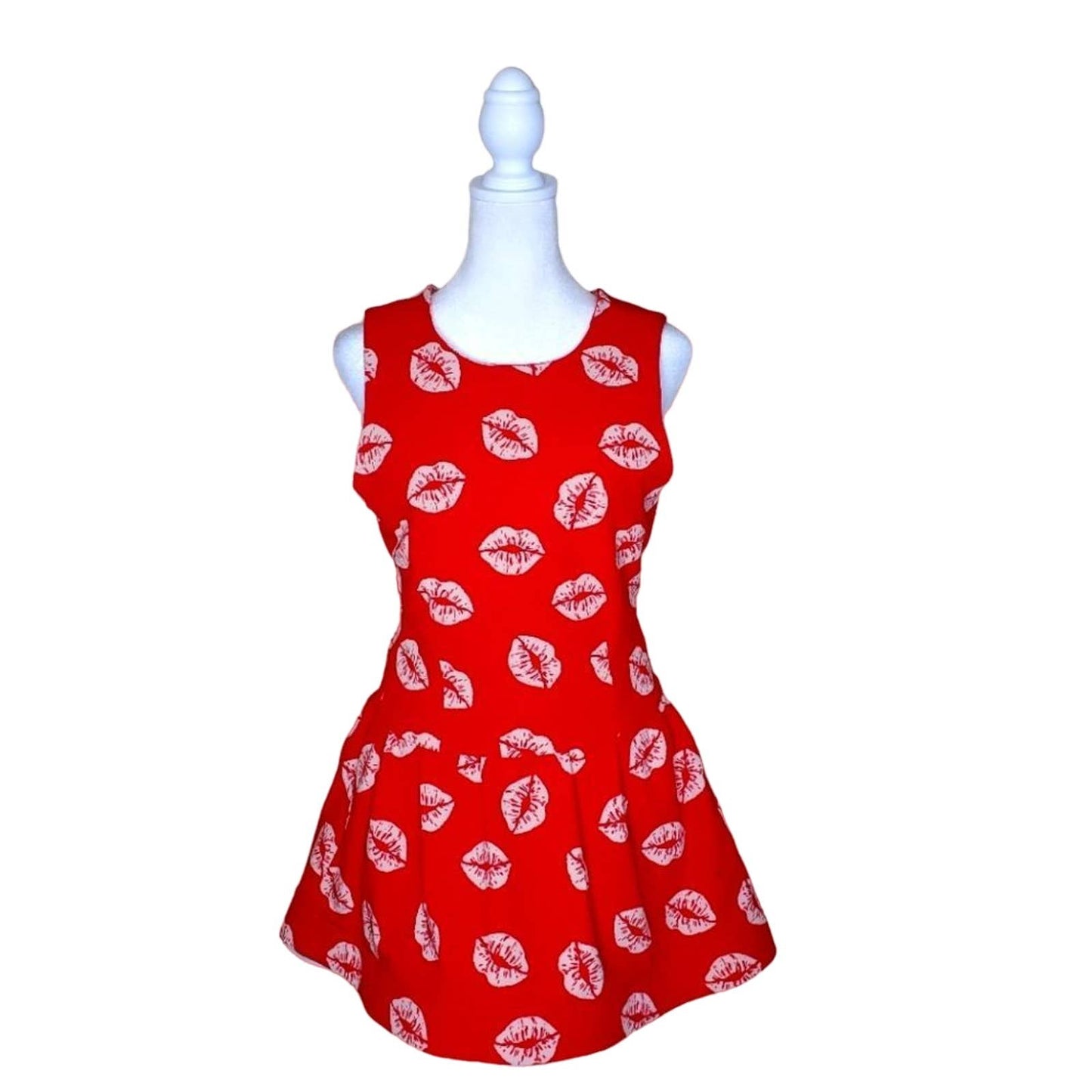 Sam Edelman Red with Cream Lips Bubble Skirt Set, Small Size 2