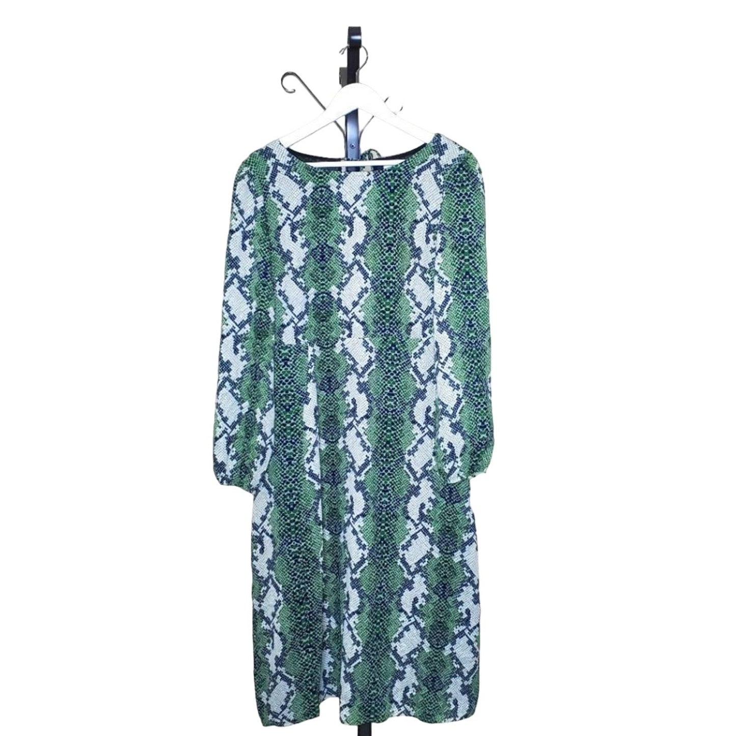 Glamorous Long Sleeve Midi Shift Dress with Green Snake Print, Medium