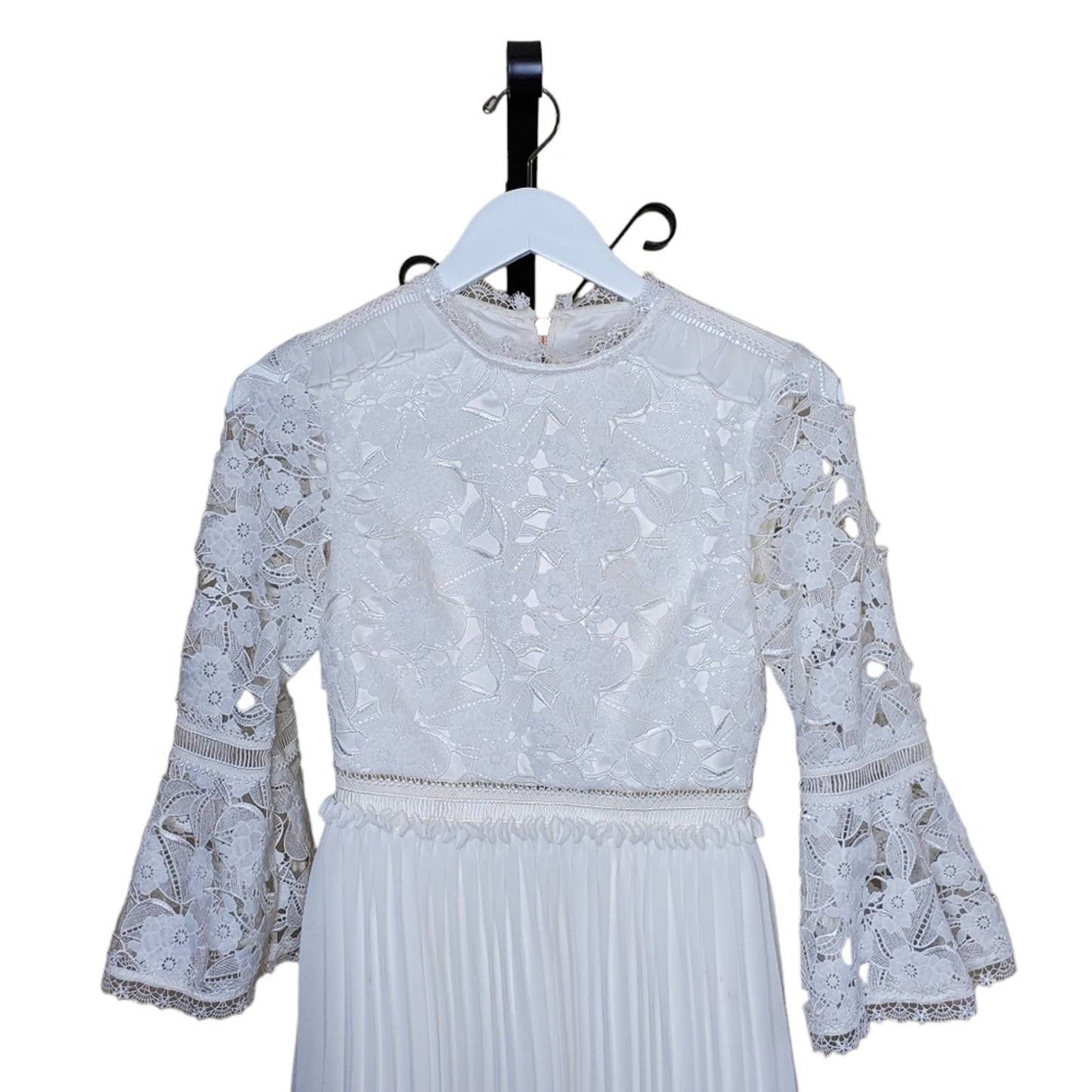 TED BAKER LONDON White Lace Long Sleeve Pleated Skirt Mini Dress, Size 0