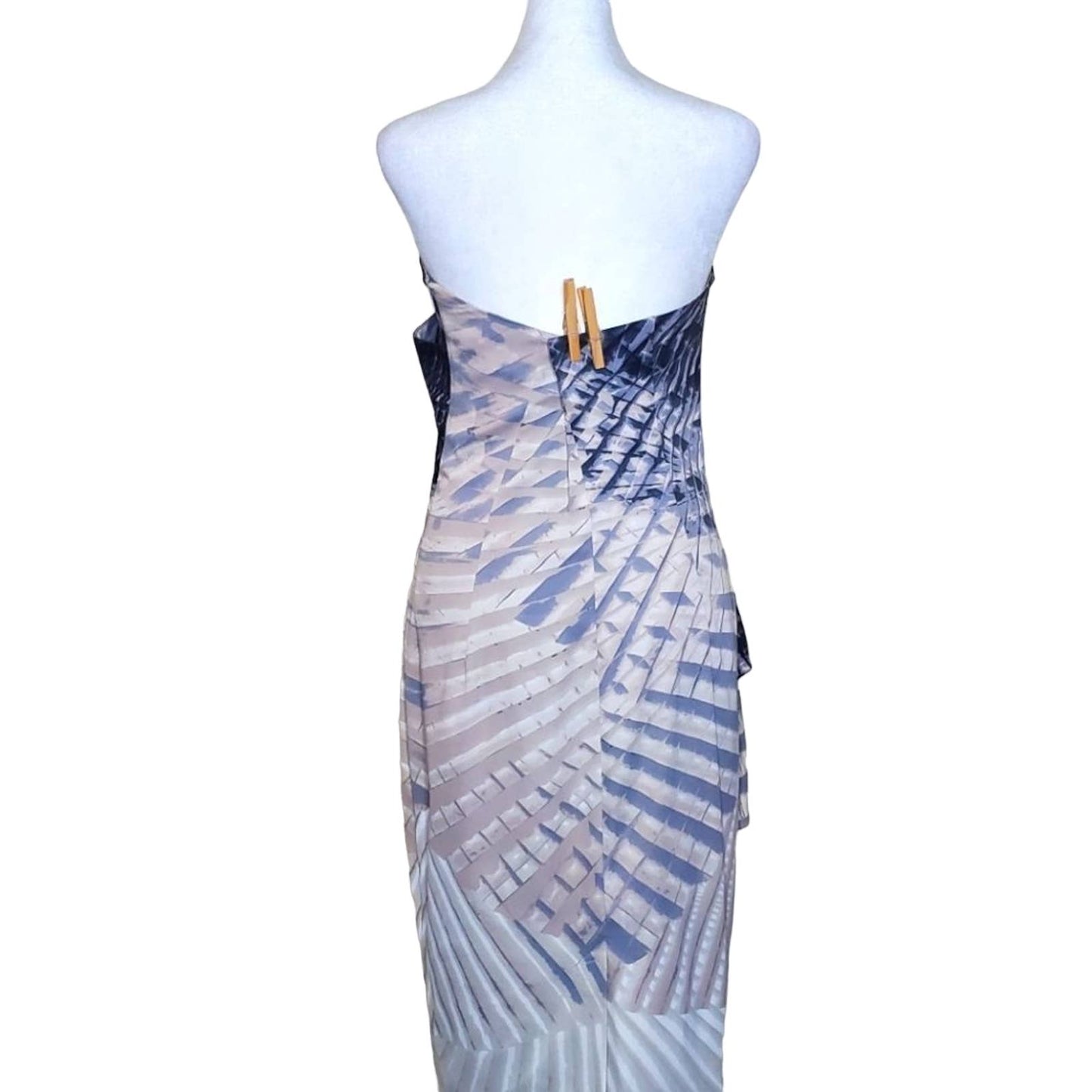 Karen Millen Strapless Dress with Gray, Tan, Cream Design, Size  12
